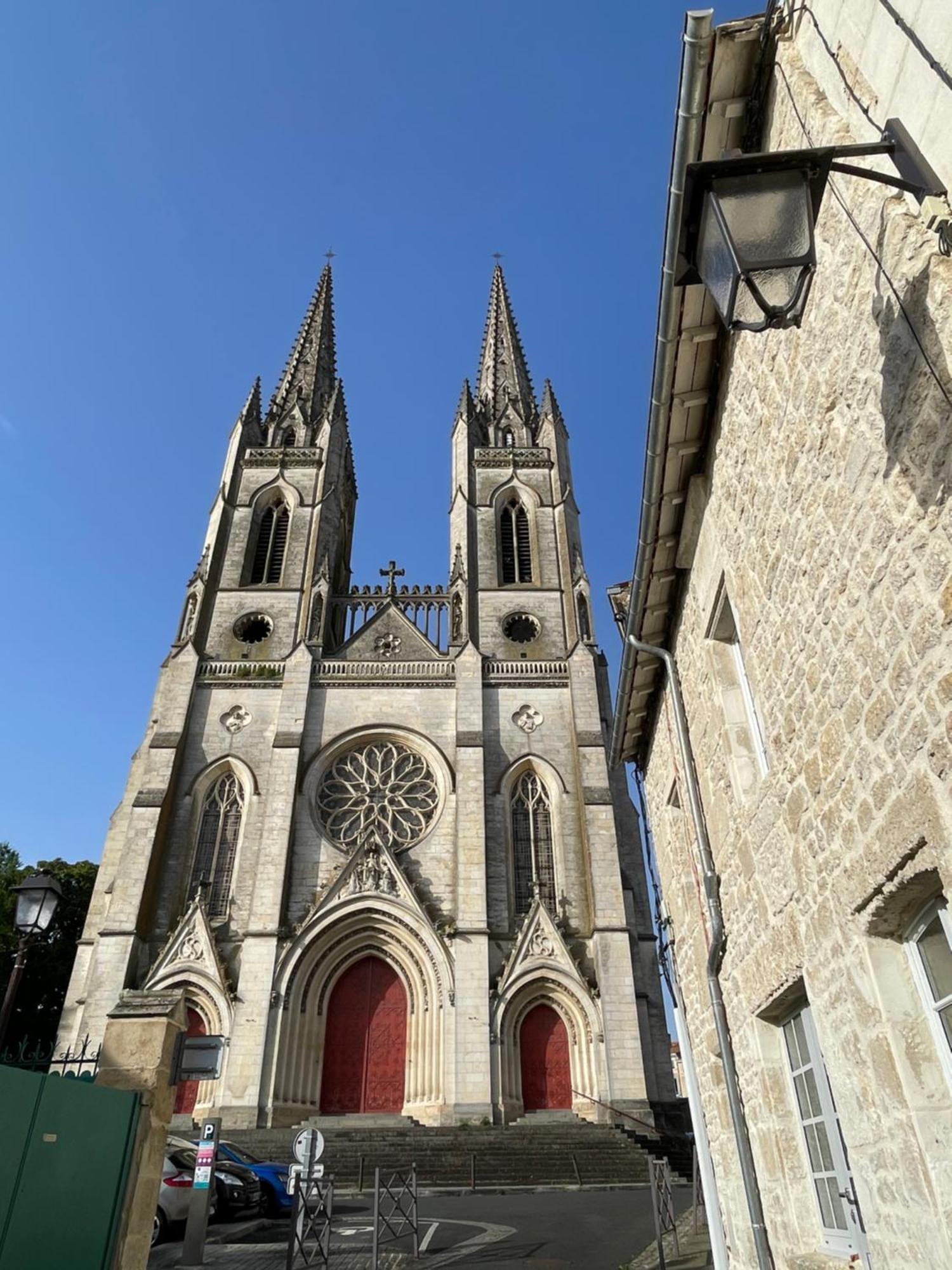 Chez Jean-Yves Et Zoe - La Boheme - Au Calme, Tres Propre, Proche Parkings Apartman Niort Kültér fotó